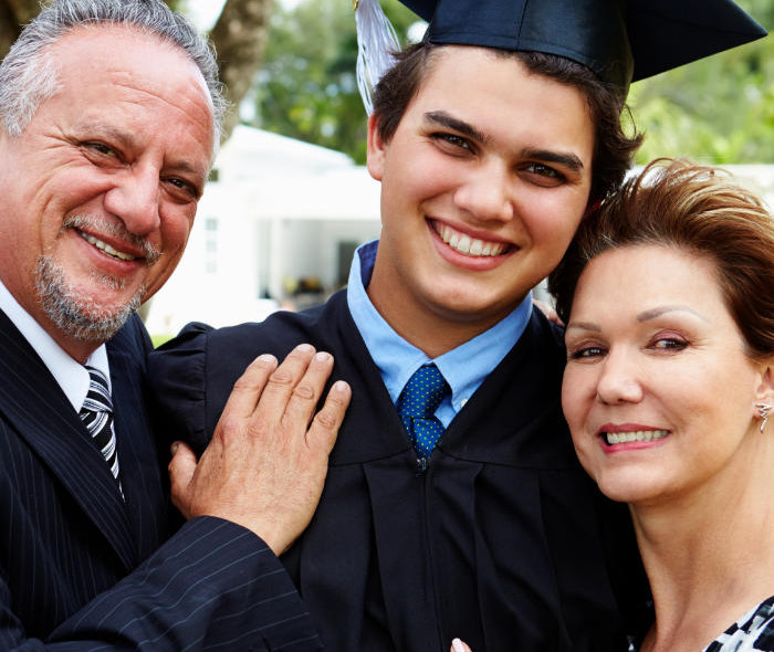 Mobile-Young-collage-student Graduate-Student-with-parents